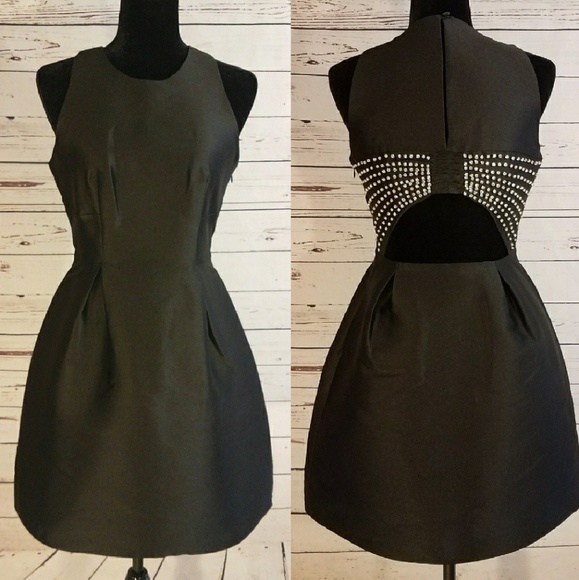 kate spade Dresses & Skirts - NWT Kate Spade Black Embellished Bow Back Dress